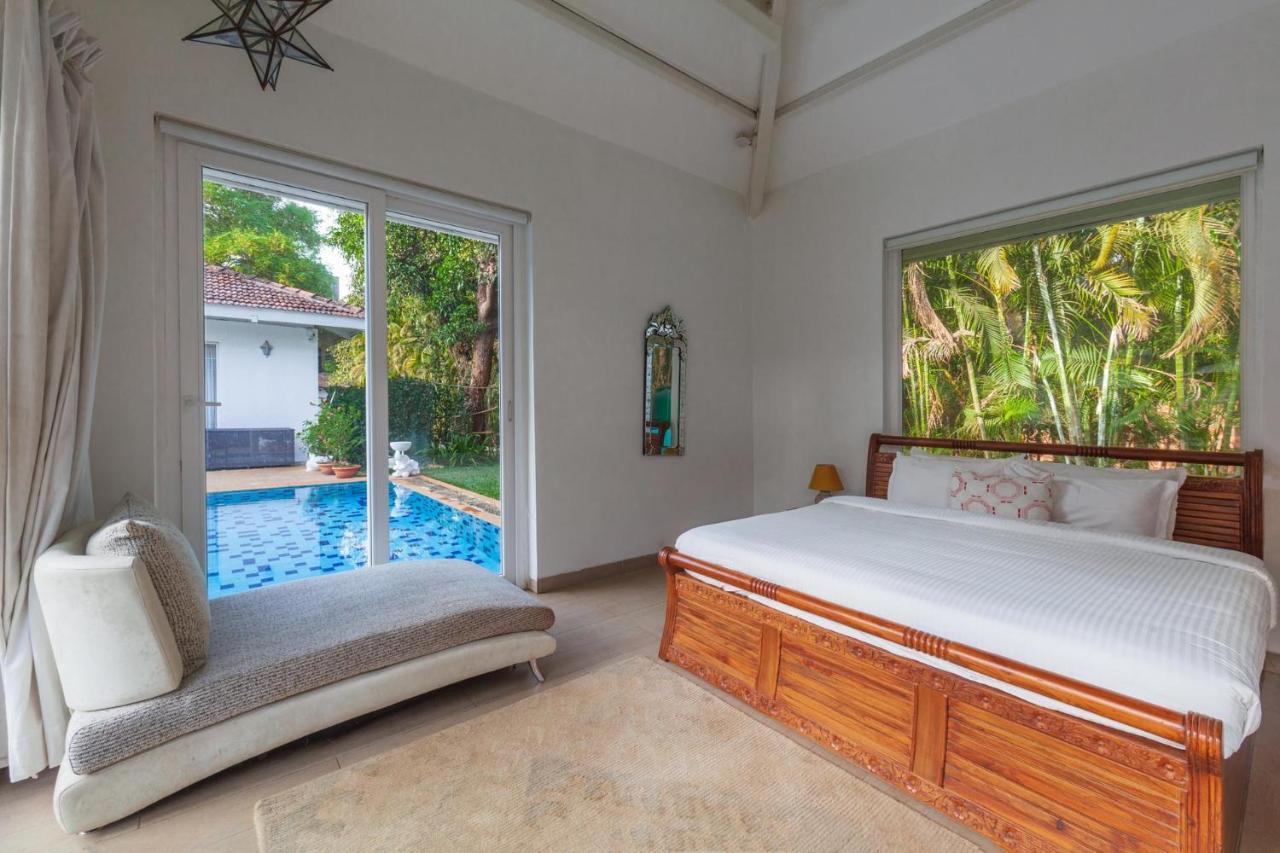 Hamptons Charm By Stayvista Luxury 5Br With Pool, Lawn & Table Tennis อลีบาก ภายนอก รูปภาพ